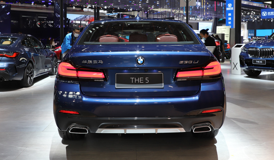 宝马5系|2021款宝马5系轿车解析：这是一台颜值爆表且口碑较高的热销车型