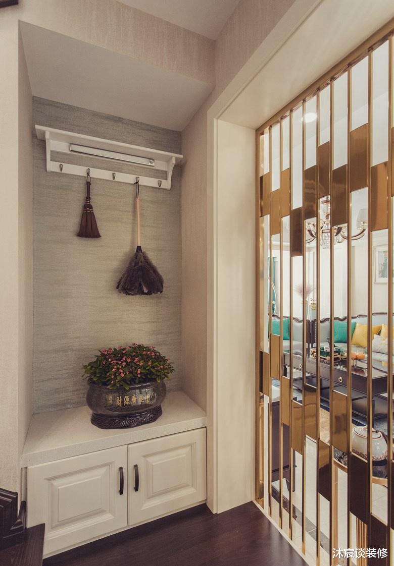 ：220㎡复式，现代美式+轻奢混搭，室内凸显华丽高雅，更显年轻时尚