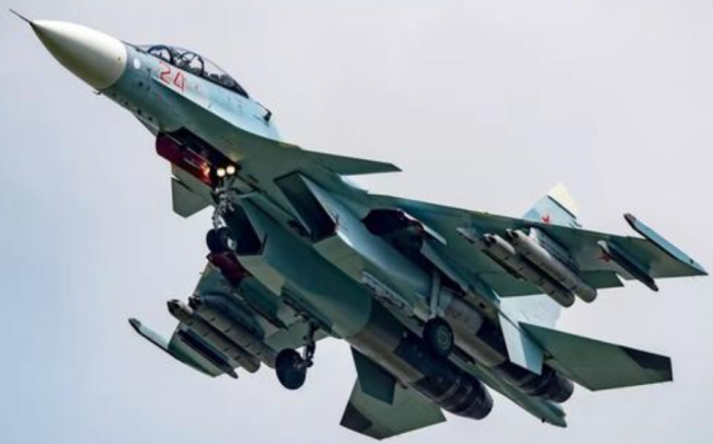 苏联|为阻止我国战机回家，竟索要“天价”过路费，扬言不给就击落