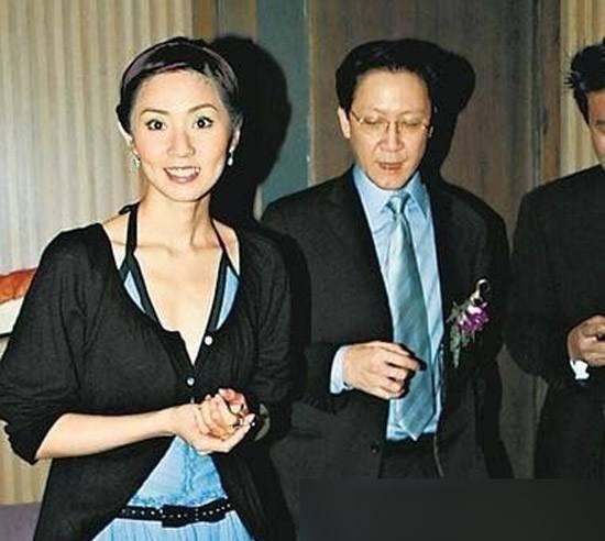 林惠英生四个孩子,其他九个儿子是其余三位太太生的,坊间传闻最后一个