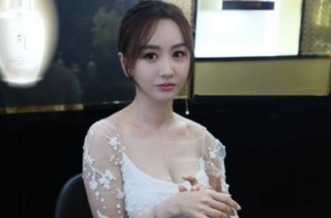 杨蓉|她是娱乐圈“最懒女星”,一年仅拍两部戏,但却无人说她“耍大牌”