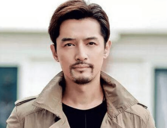 陈坤|男星留胡子堪比整容，王宝强帅到巅峰，陈坤像换了一张脸