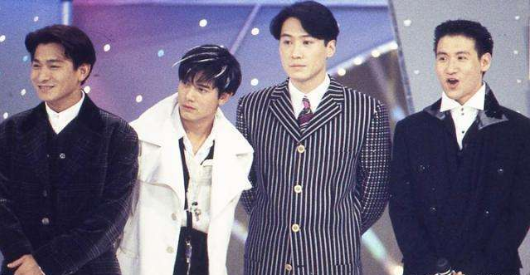 四大天王|曾经4大天王如今认不出来, 50多岁黎天王胖成这样, 他像极了老头子