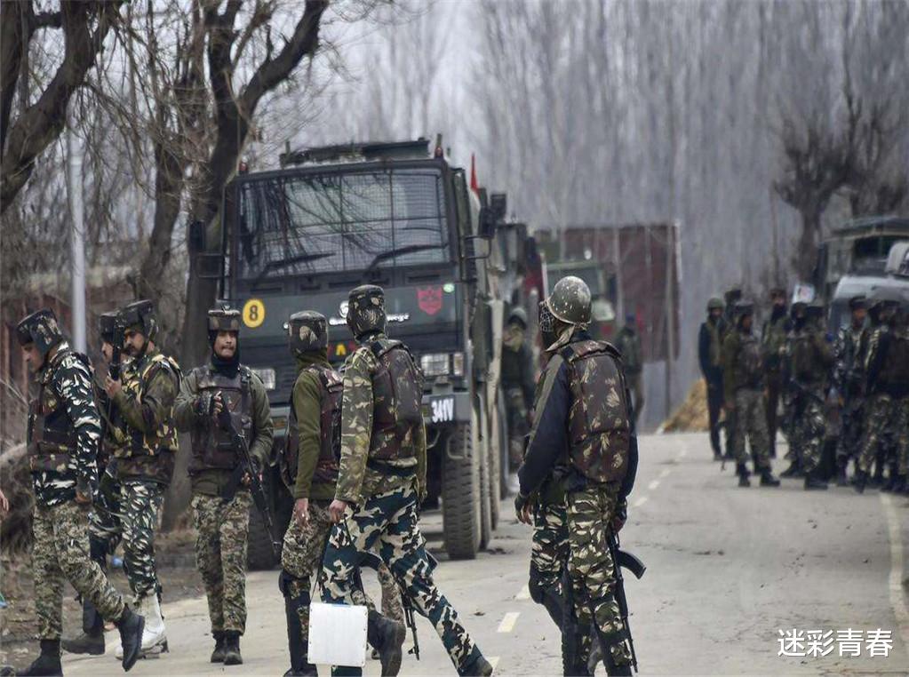 印度▲军方接管高速公路，山地部队火速驰援拉达克，边境摆满密密麻麻的帐篷