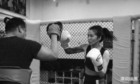 #谭维维#谭维维疯狂崇拜张博,为何将其打骨折送进医院,转身嫁给陈亦飞