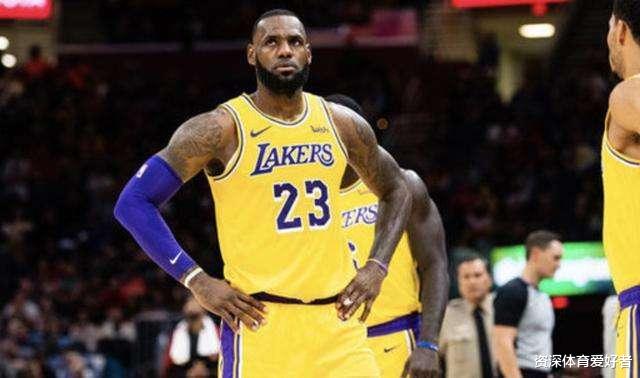 迈克尔·乔丹@必须承认！乔丹之后超巨只有8人，那么这8人分别是哪些球星？