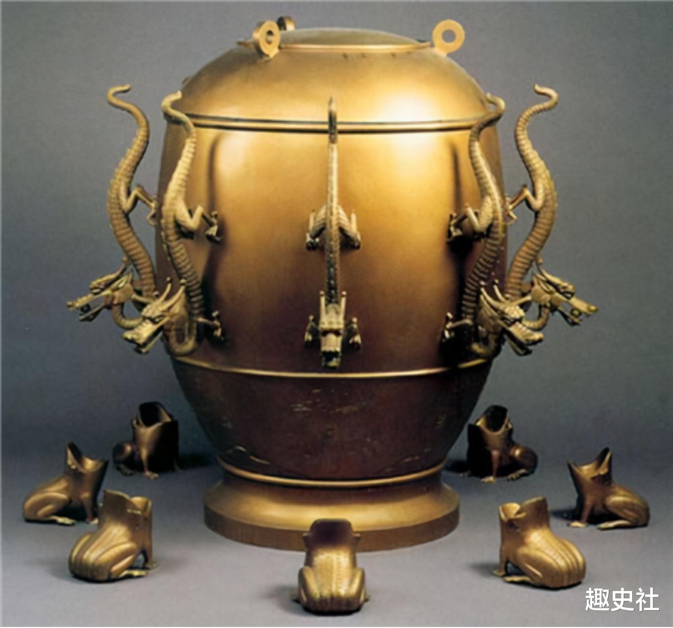 蟾蜍|张衡的地动仪，它为何被移出了教科书？专家：房梁吊块肉都比它强