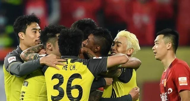 广州恒大|恒大请回中场大脑,韦世豪进攻将更加犀利,卡纳瓦罗迎来幸福烦恼