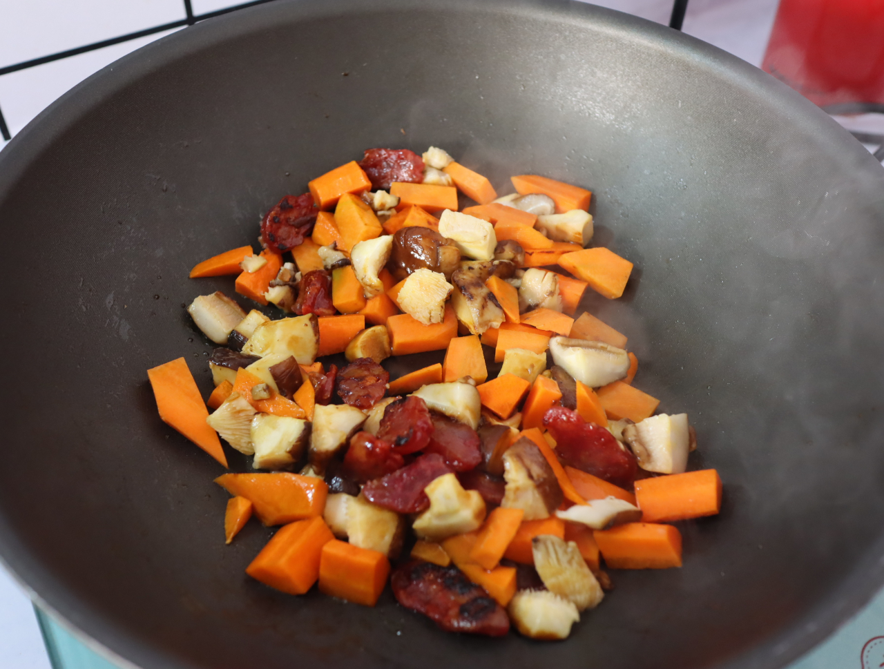 #卤水#天一热,我家就爱做这道懒人饭,3种食材焖一锅,好吃又简单