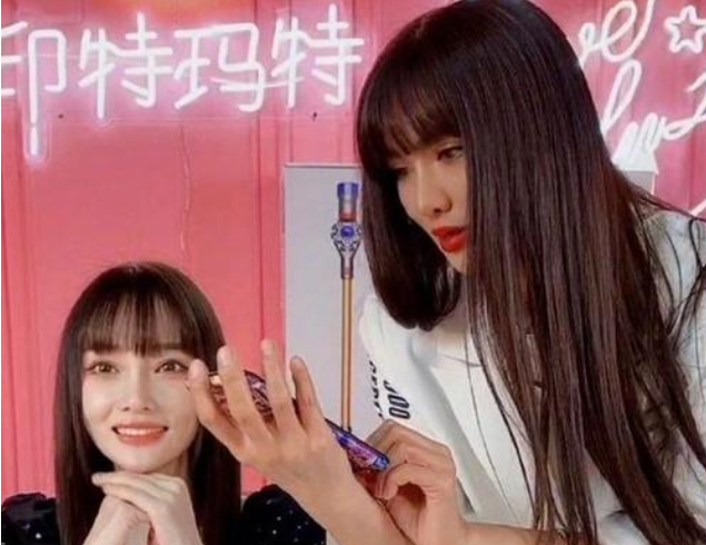 「贾乃亮」李小璐嫌弃贾乃亮给的抚养费少，两人闹崩，扬言要学周扬青爆料贾乃亮！