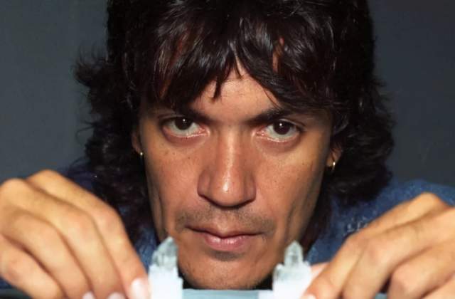 卡洛斯|他不会踢球，却让全世界相信他是“球王”，靠演技纵横足坛26年