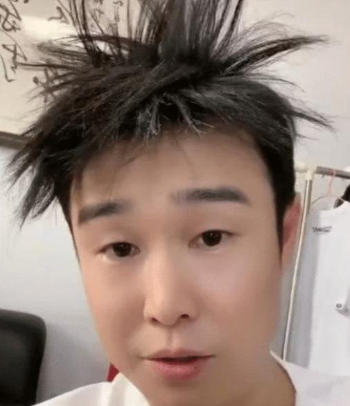 【小沈阳】39岁小沈阳成人生赢家，13岁女儿颜值逆袭，娇妻减肥后似韩国孔孝真