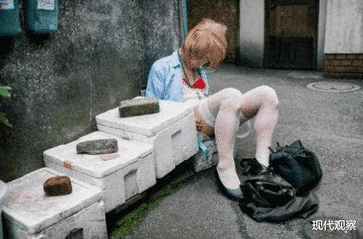 职业教育|喝醉后直接睡大街？日本职场女性街头酒醉后的各种“丑态”百出