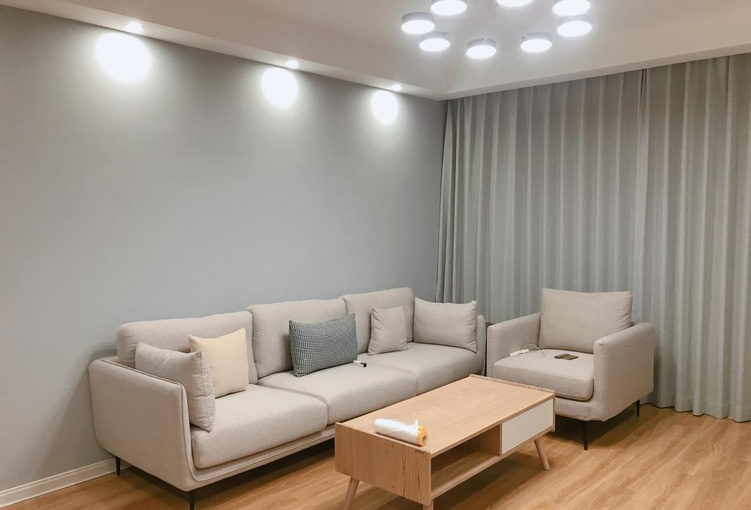 |简约新房入住，保洁后总觉得缺点什么，晒晒图看看网友的意见