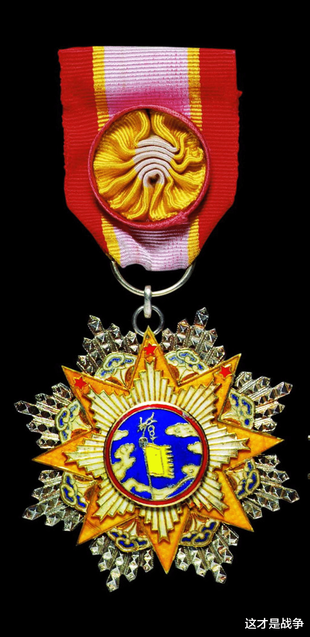 日军|一分钟改变抗战历史、挽救中国，这个英雄究竟是谁？