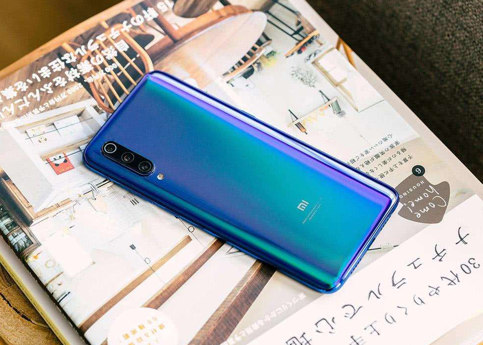 小米科技|小米应该是最先开始培养粉丝文化，也是最成功的品牌