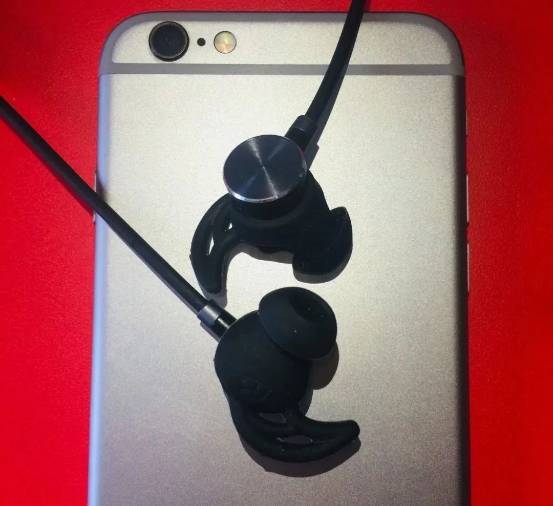 『蓝牙耳机』超低延迟,专为游戏打造:南卡S2蓝牙耳机带给你非同凡响的体验!