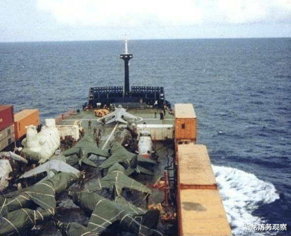 「舰载机」难怪中国直接研制大型航母，这场战争教训惨重，险些葬送国家主权