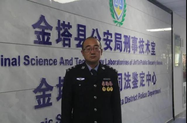 华为|秒杀CSI！他把“人皮手套”套在手上提取指纹