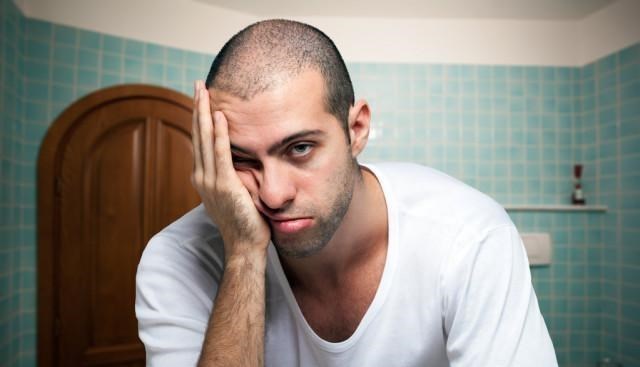 排便|排便时，若出现大便“前头干硬，后边软粘”，要警惕3种病找上门