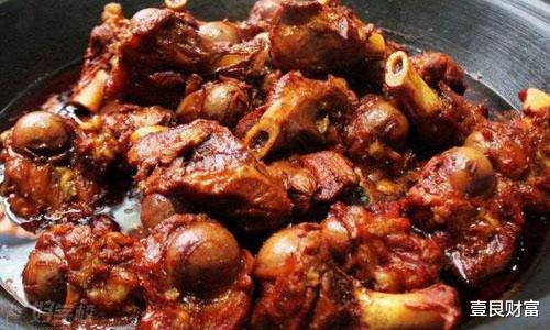 自助餐|火遍全国的“38元酱大骨”,看似亏本实则暴利,4个套路提前知