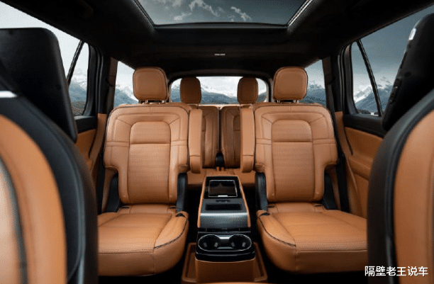 大v|40岁男人开它最成功！长5米，标配3.0T大V6只喝92号油，碾压Q7