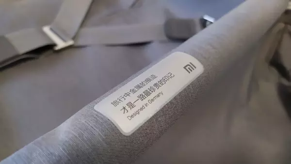 手环|高颜值的登机箱，给你钢铁侠般的呵护！