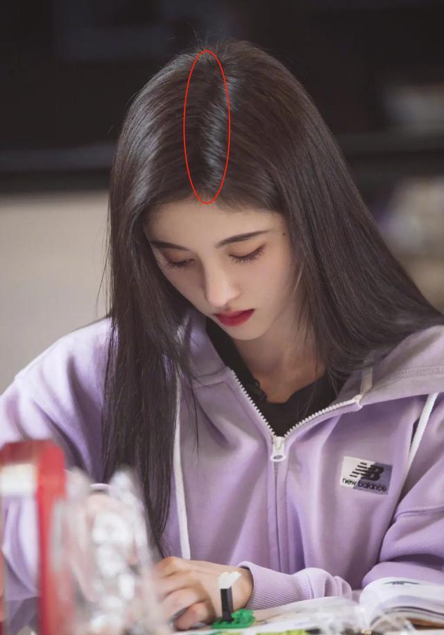 鞠婧祎|?不满网友说她贴假发片，鞠婧祎亲自晒做头发现场照，你被打脸了吗