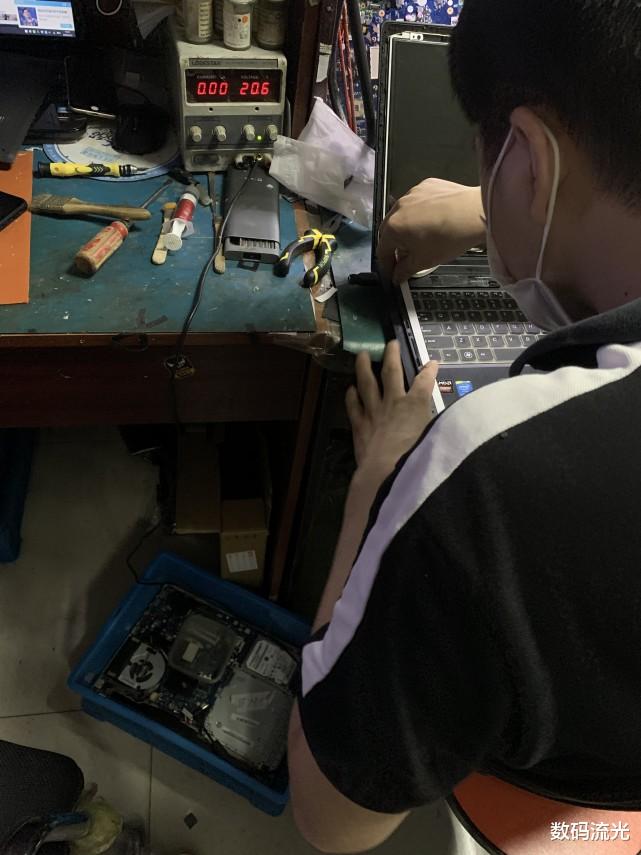 显卡|朋友电脑显示不正常,是屏幕坏了,老板却说显卡坏了:修好1500!