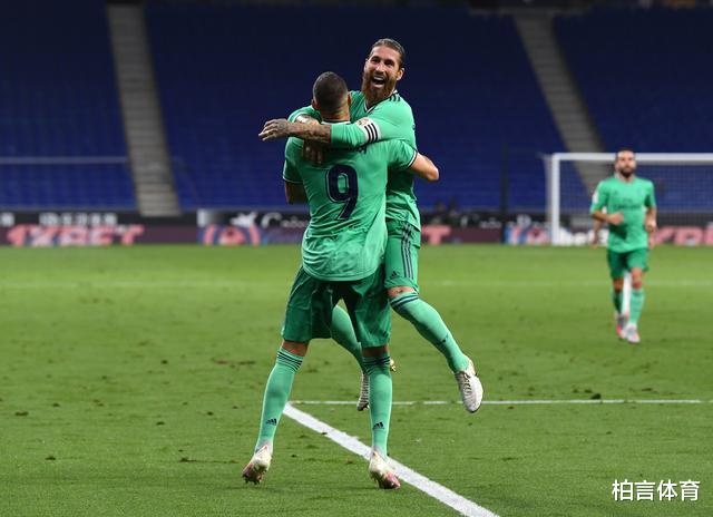 [武磊]绝望0-1！武磊1人干3份活被用废，23分钟一幕太无语