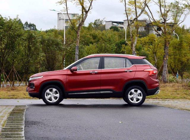 SUV|跌落神坛的国产SUV,销量下滑一多半,为清库存降至4万