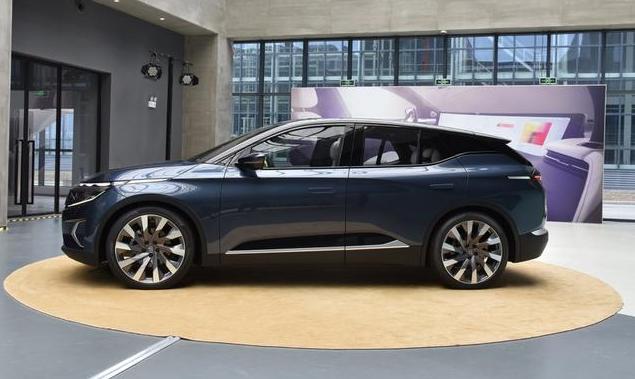 『红旗』红旗没火它却火了！一脚油408ps，5.5s破百，网友：等多久都值得