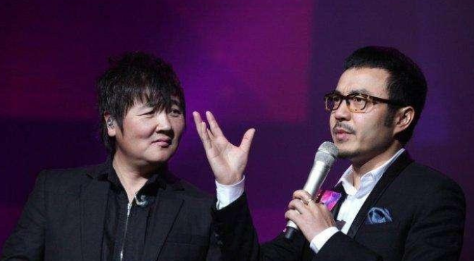 华语乐坛|他曾是内地乐坛一哥，人气不输汪峰，因和汪涵翻脸销声匿迹