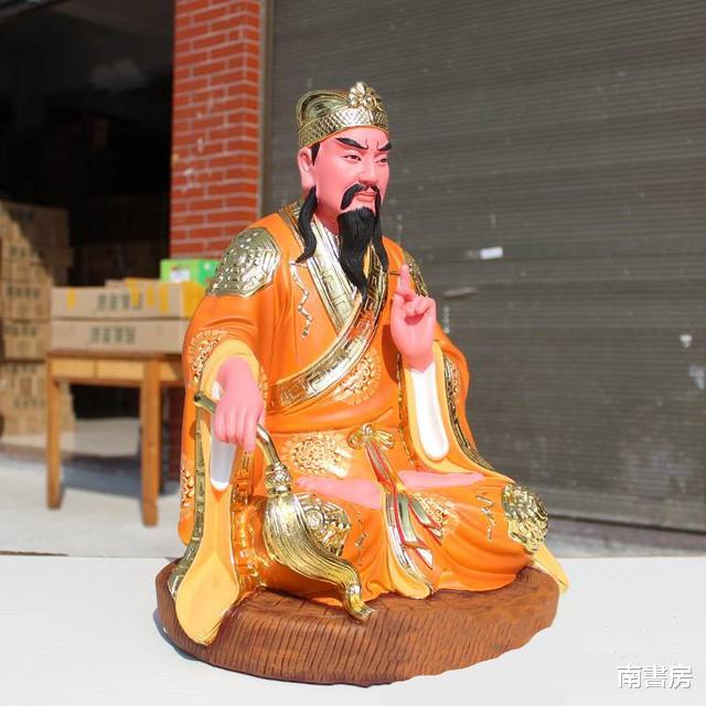 『黄鼠狼』被称作“黄大仙”的黄鼠狼有多厉害？为何很多人都不敢招惹它？