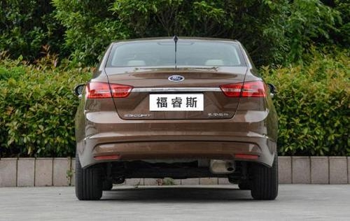 现代索纳塔|两款车福睿斯和福克斯，哪一个更好？