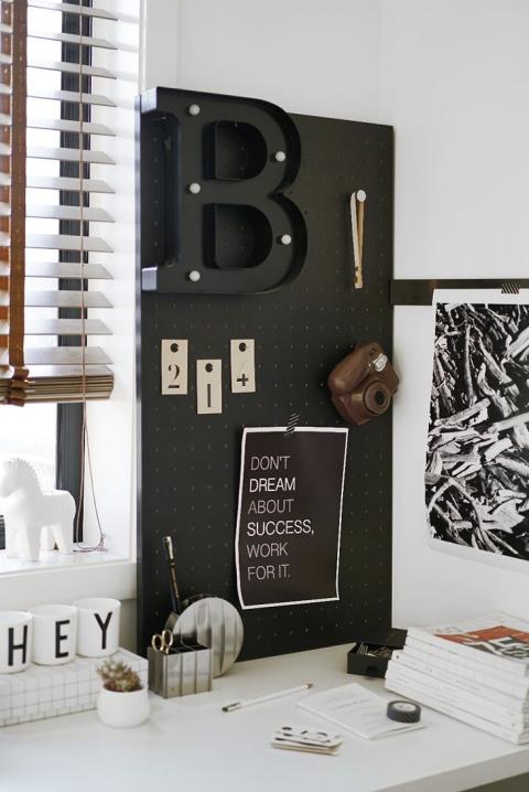 房子装好了，才知“不买”床头柜更巧妙，看了她的家，后悔装早了