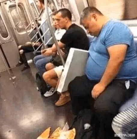 |“弟弟女同学才上初一就如此早熟？”哈哈哈吃啥长大的