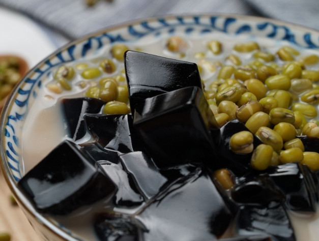 「红豆」湿气见它“掉头走”,有湿气的人不要错过了