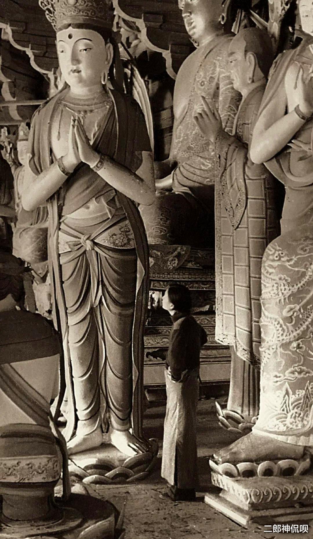 林徽因|历史上过目难忘瞬间：穿皮靴的林徽因，烫卷发的于凤至，宴请飞虎队的宋美龄