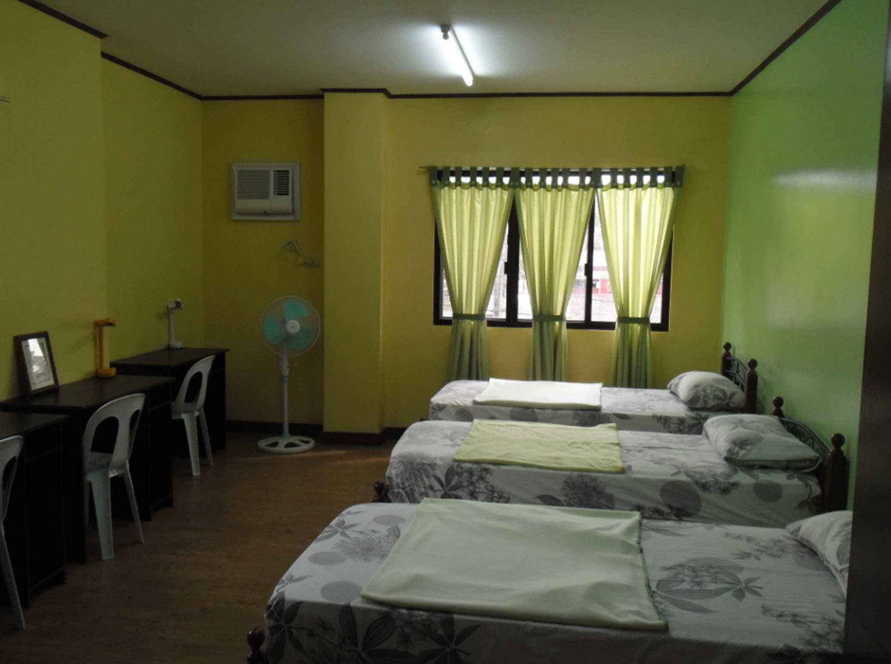 大学|一个三本学生,大学四年要花多少钱?一般家庭真承担不起