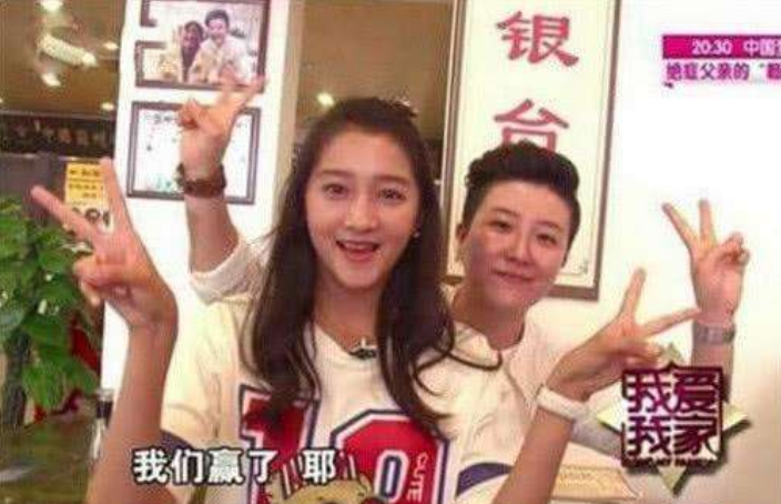 姐姐|关晓彤被父母捧成大明星,亲姐却默默卖拉面,网友:果然是颜值决定命运!