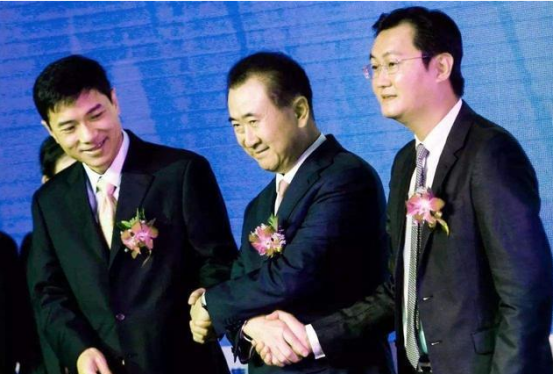 马云■中国首富又换人了！新首富比马云多283亿，拼多多创始人成第三