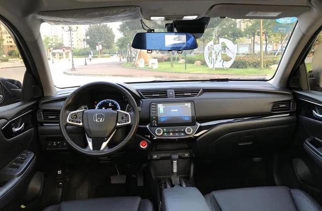 本田雅阁|本田“小雅阁”已经尽力了,百公里4个油,还买啥朗逸