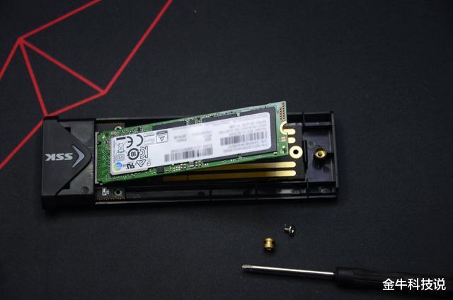 芯片|终于来了？紫光正式宣布重磅消息，美科技界也没料到，怎么这么快