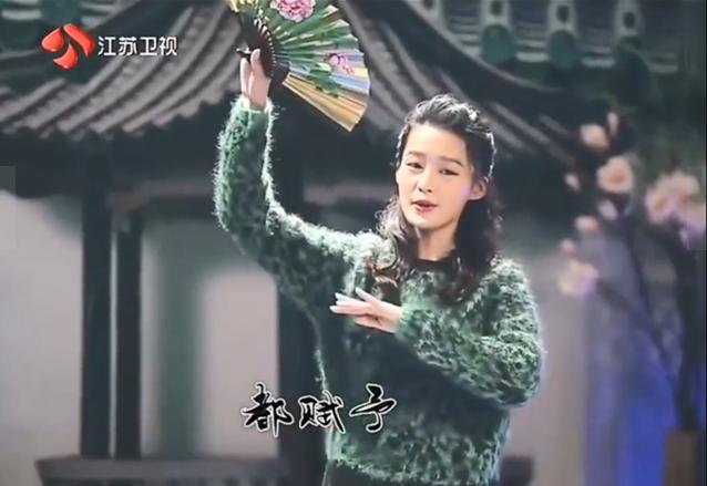 李沁|“鸡腿姑娘”李沁：国家秘密培养9年的人才，为何弃校投身娱乐圈