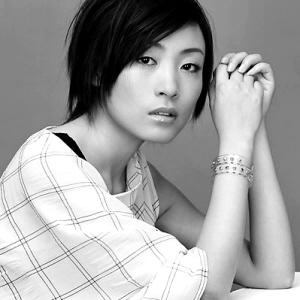 [陈琳]凌晨2点, 杨坤搭档\戴着口罩, 穿着红鞋\, 惨死草丛, 尸检报告藏真相?