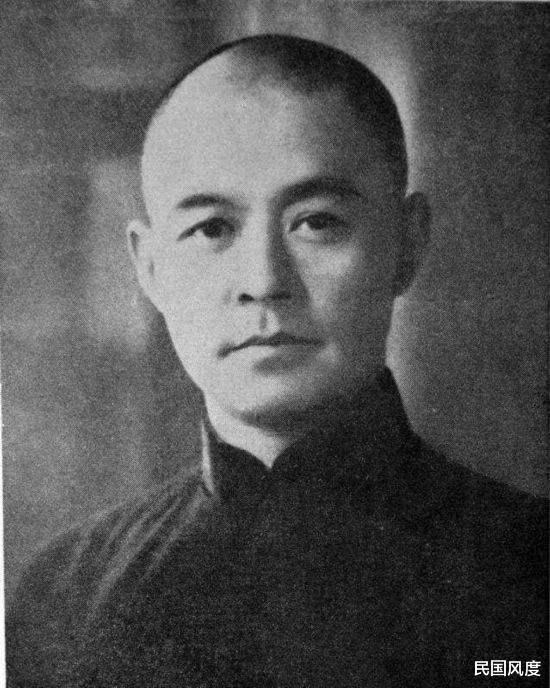 回族|张自忠阵亡后，日军层层上报，战机三次飞抵灵柩上空，却未投一弹