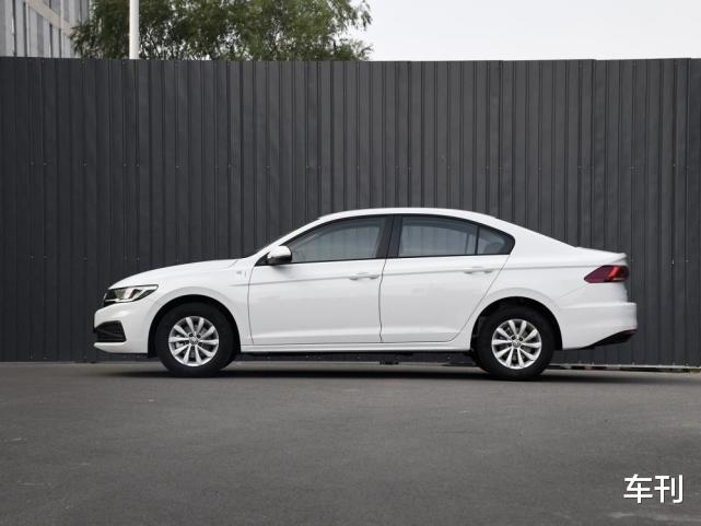 大众汽车|大众又一黑马，跌至6.42万，30天狂甩26678台，幸亏没买卡罗拉