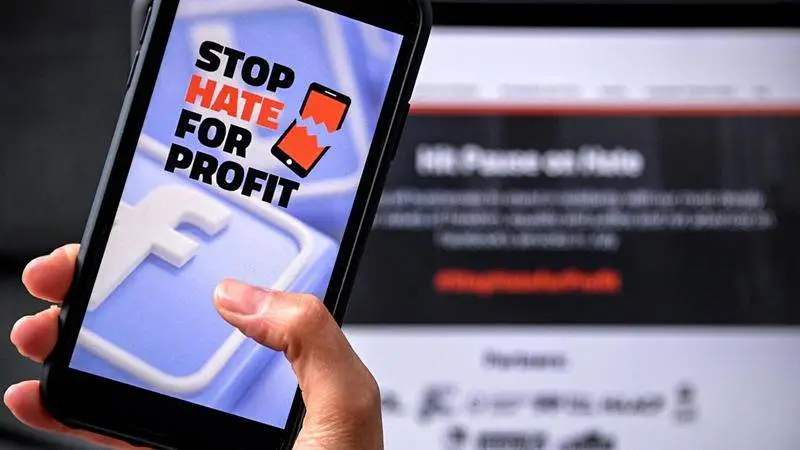 社交平台|火烧云数据：社交媒体时代，小红书、B站上品牌营销的那些事儿！