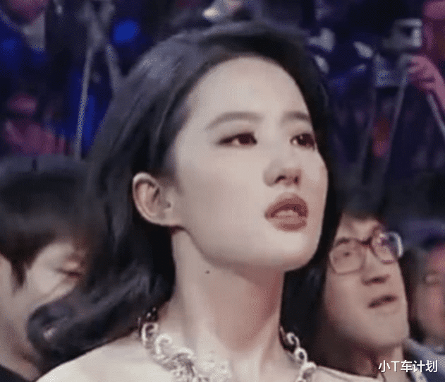 【李连杰】他的功夫比吴京还厉害，李连杰都打不过，颁奖时说出的故事，让神仙姐姐落泪